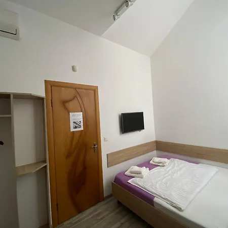 Hotel Hamster 007 Secret